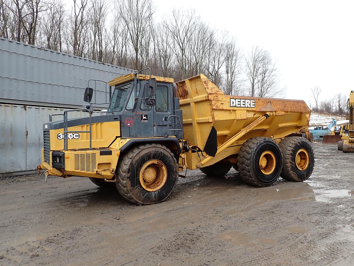 Used 2000 John Deere 300C Articulated Haul Truck