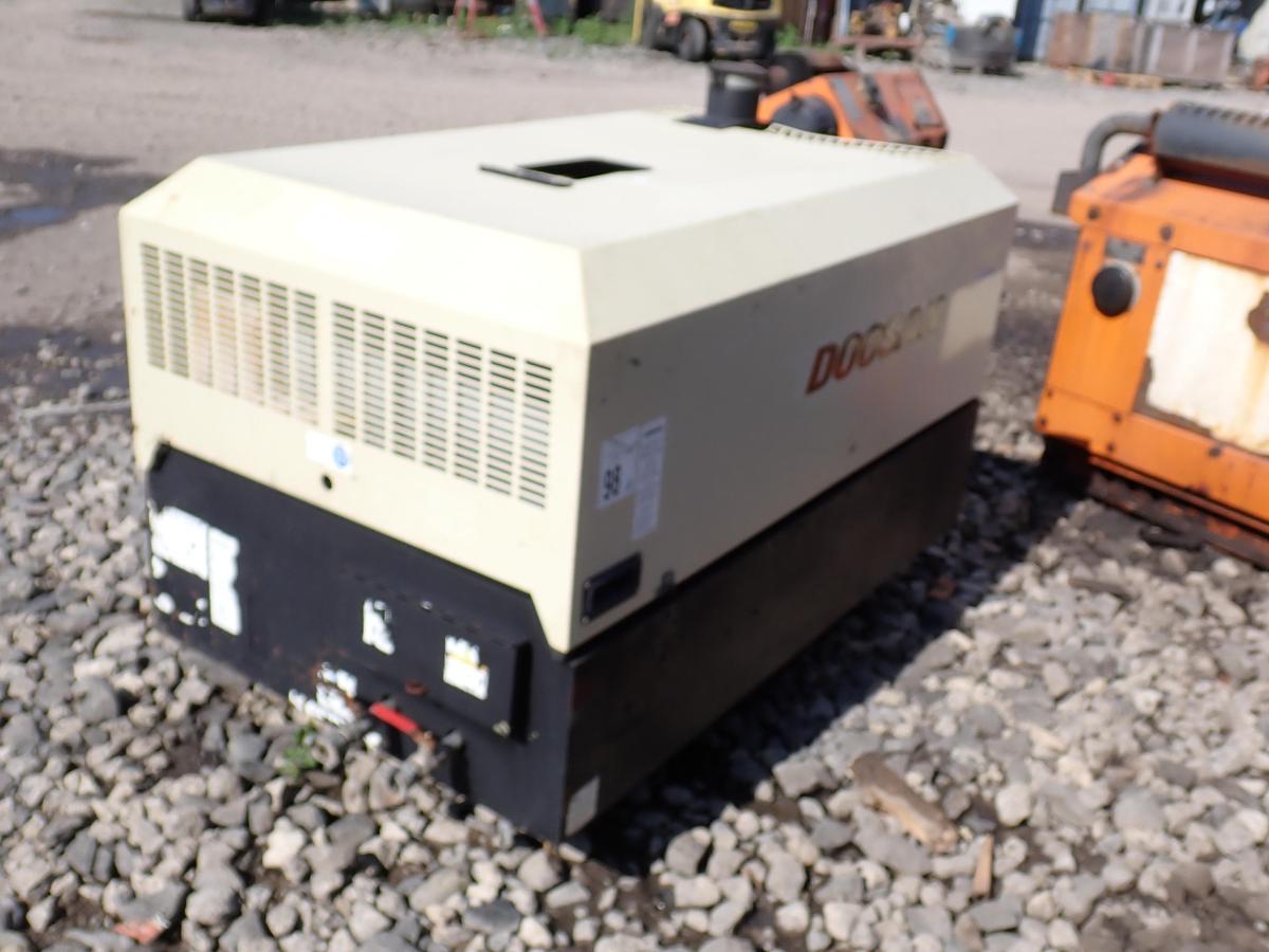 Used 2013 Doosan P90WIRU 90 CFM Air Compressor