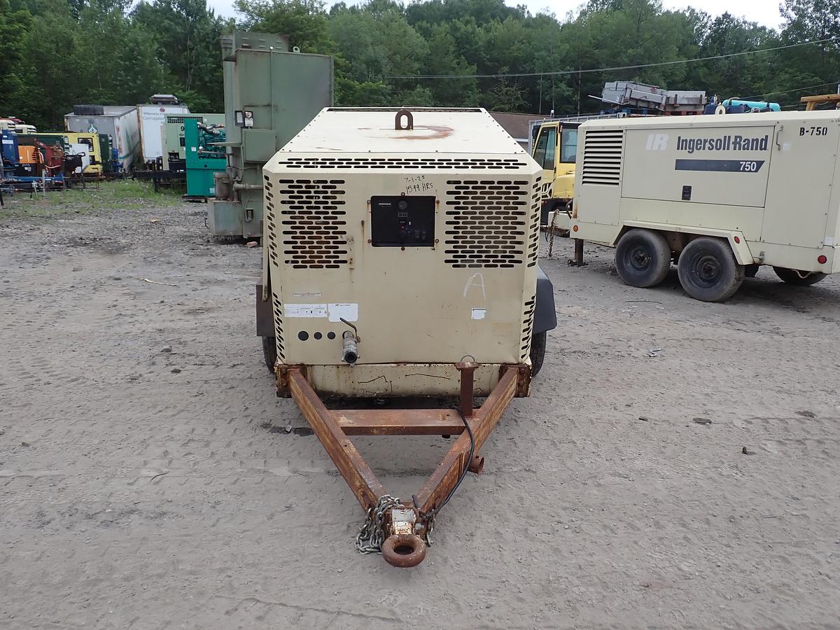 Used 2009 Ingersoll Rand XP375WIR 375 CFM Air Compressor