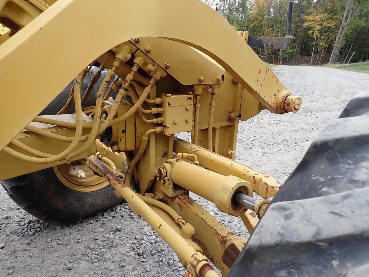 Used 1985 CAT 120G Motor Grader SUPER CLEAN
