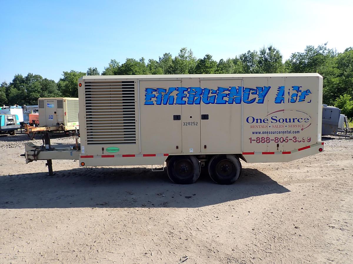 Used 2010 Doosan HP1600 1600 CFM Air Compressor