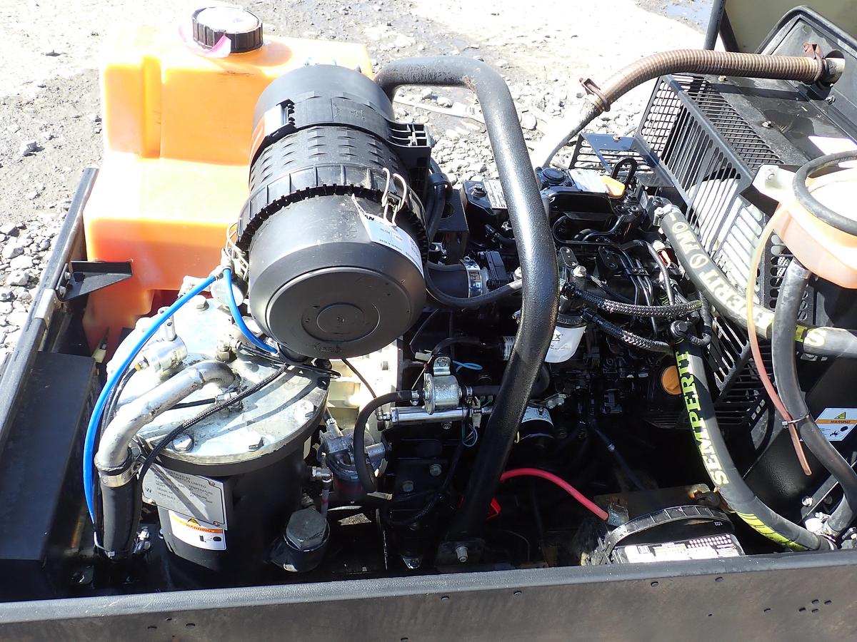 Used 2013 Doosan P90WIRU 90 CFM Air Compressor