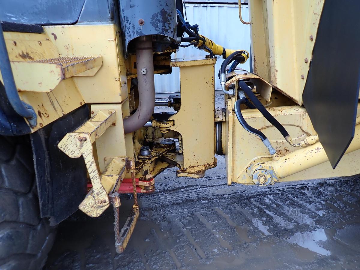 Used 2000 John Deere 300C Articulated Haul Truck