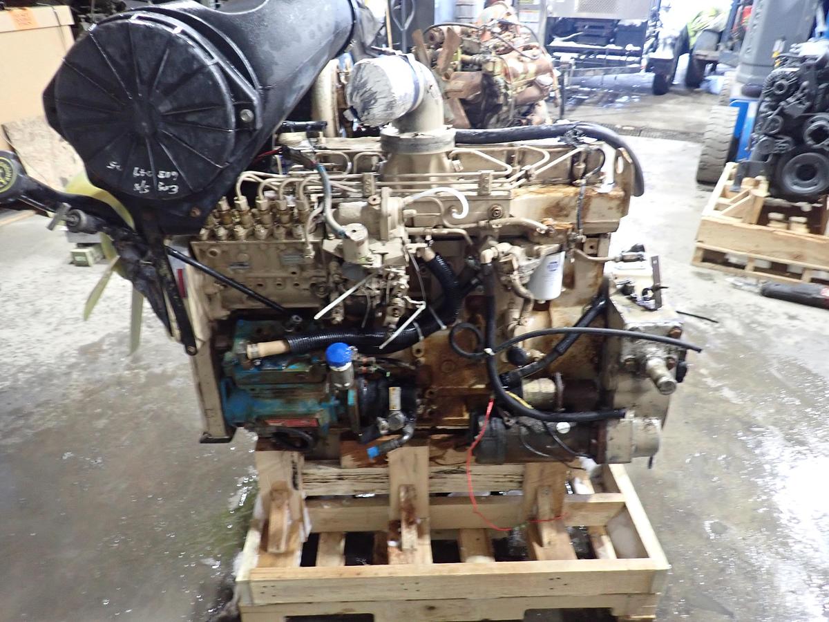 Used 2004 Cummins C8.3-300 Diesel Truck Engine CPL 2101