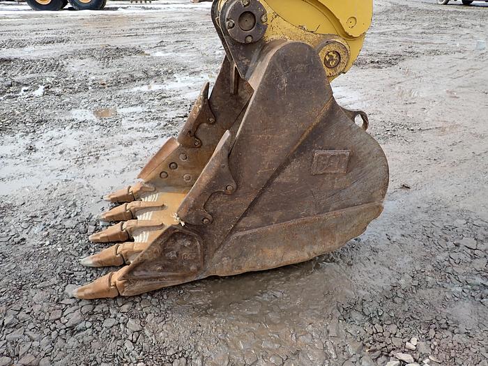 Used 2012 CAT 320EL
