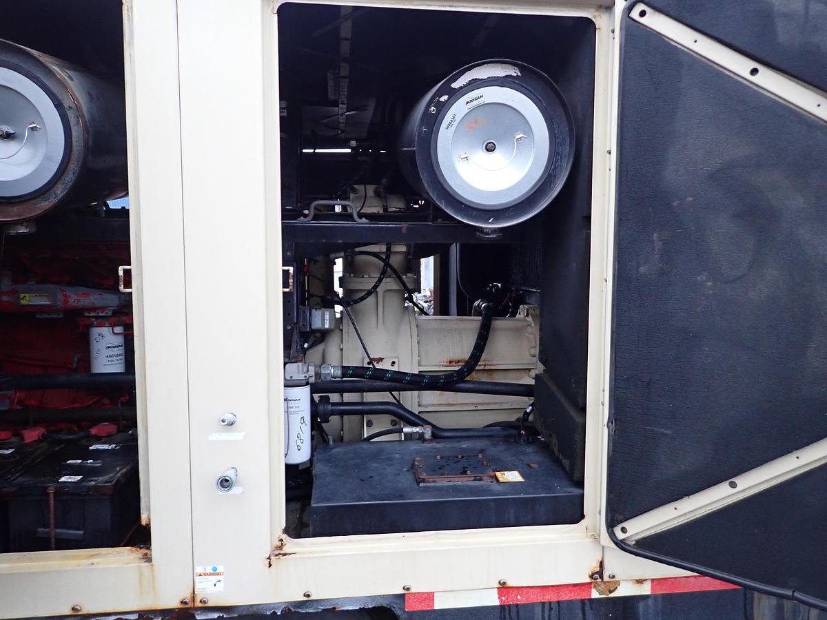 Used 2014 Doosan HP1600 Air Compressor