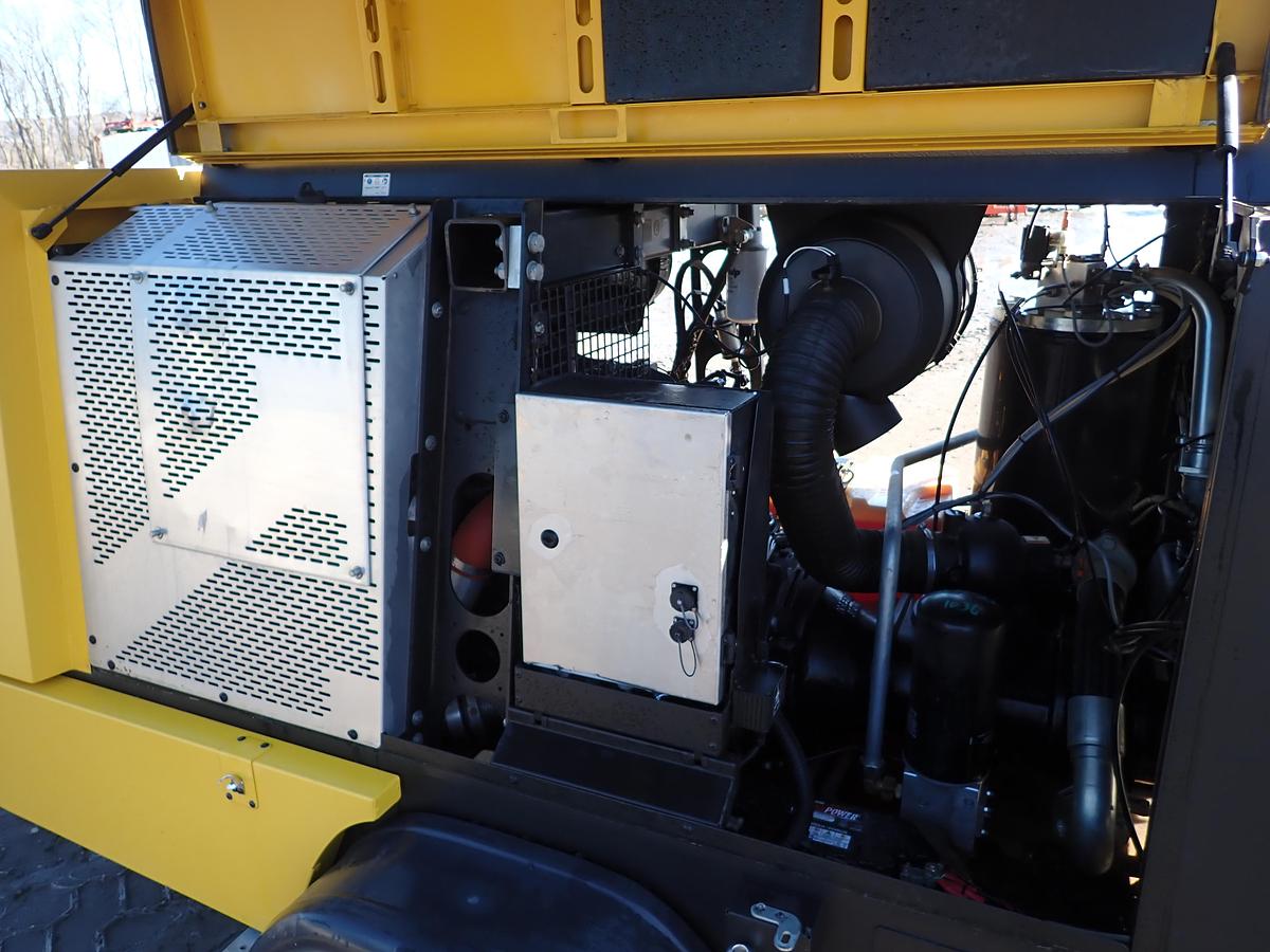 Used 2022 Kaeser M118 Mobilair 405 CFM Air Compressor