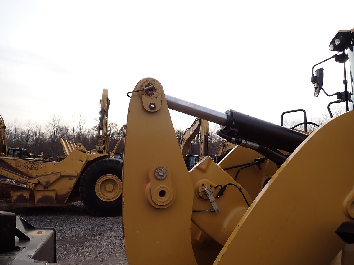 Used 2019 CAT 938M Wheel Loader 