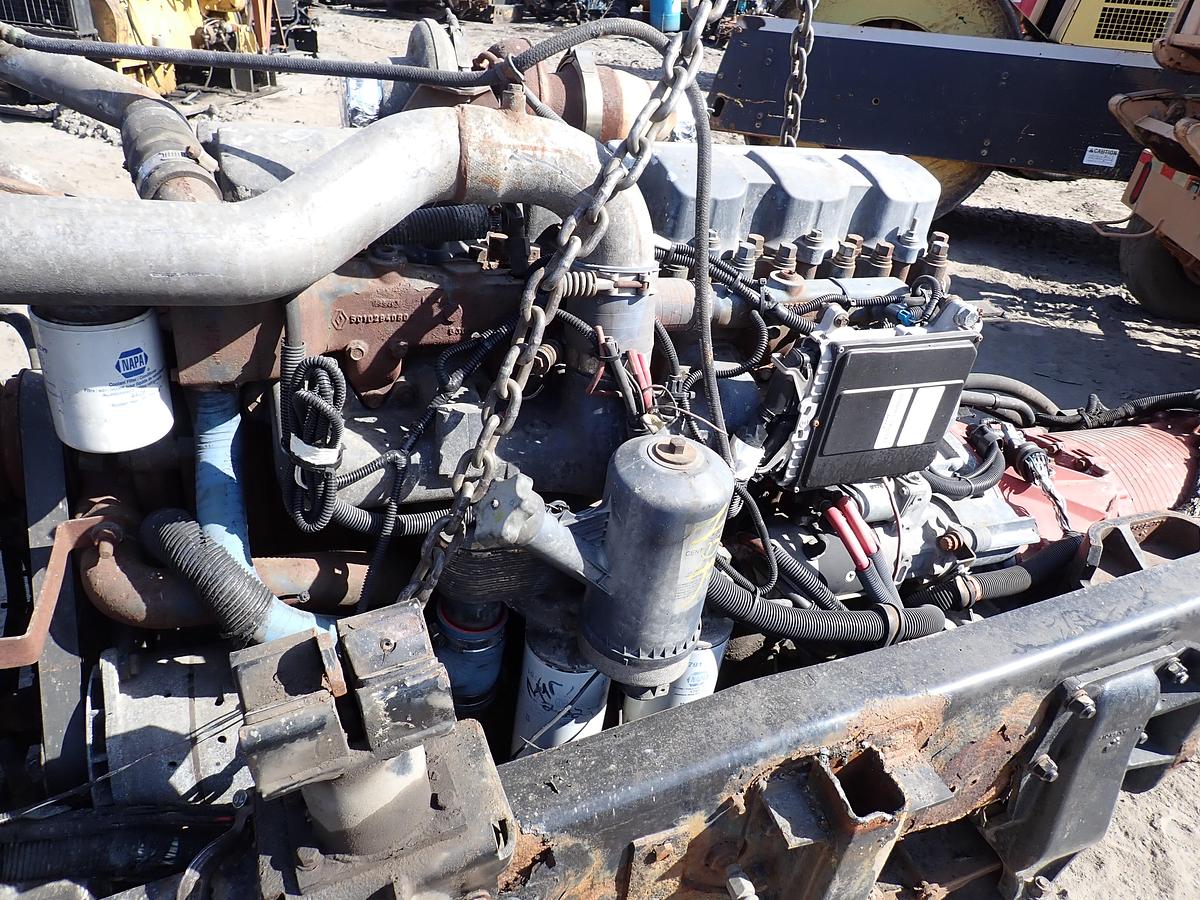 Used 2004 Mack AI-300 Diesel Engine 111K MILES!