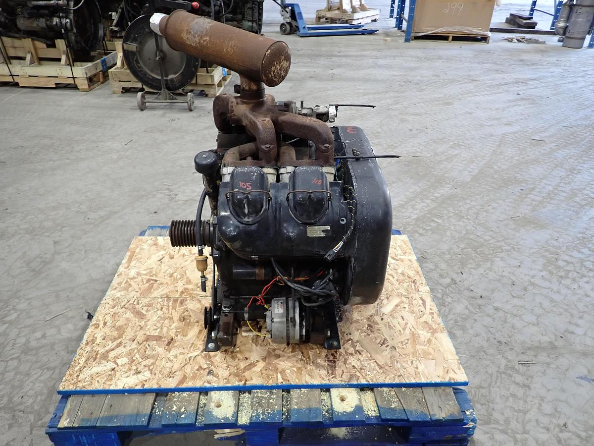 Used Wisconsin V465D Gas Engine