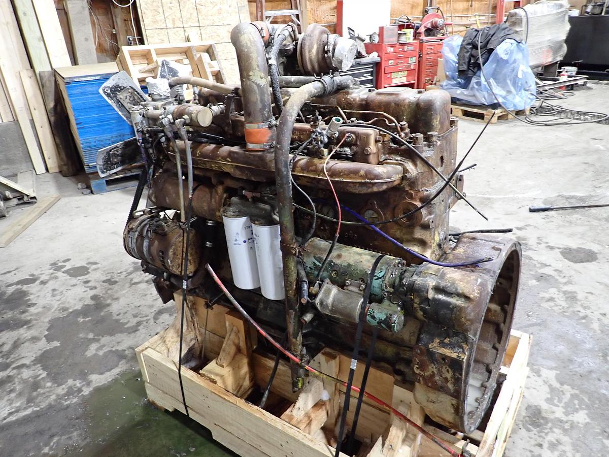 Used Mack ENDT 675 Diesel Engine