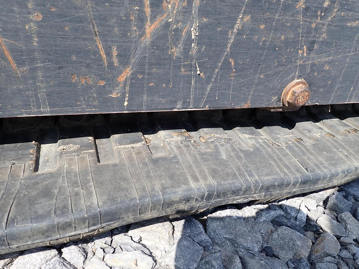 Used 2016 CAT 304E2 CR Mini Excavator HYDRAULIC THUMB!