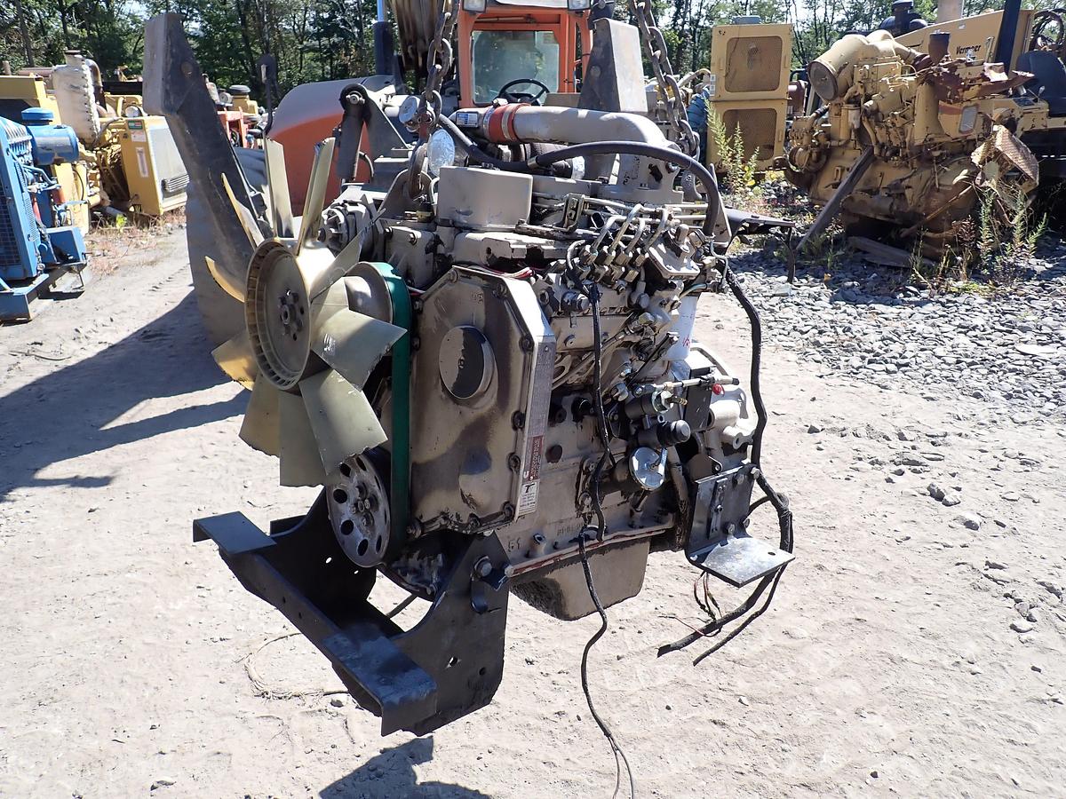 Used 2001 Cummins 4BT 3.9 Diesel Engine CPL 2302 