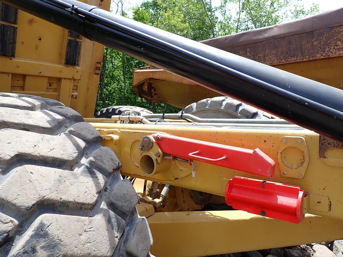 Used 2015 CAT 740B Articulated Haul Truck