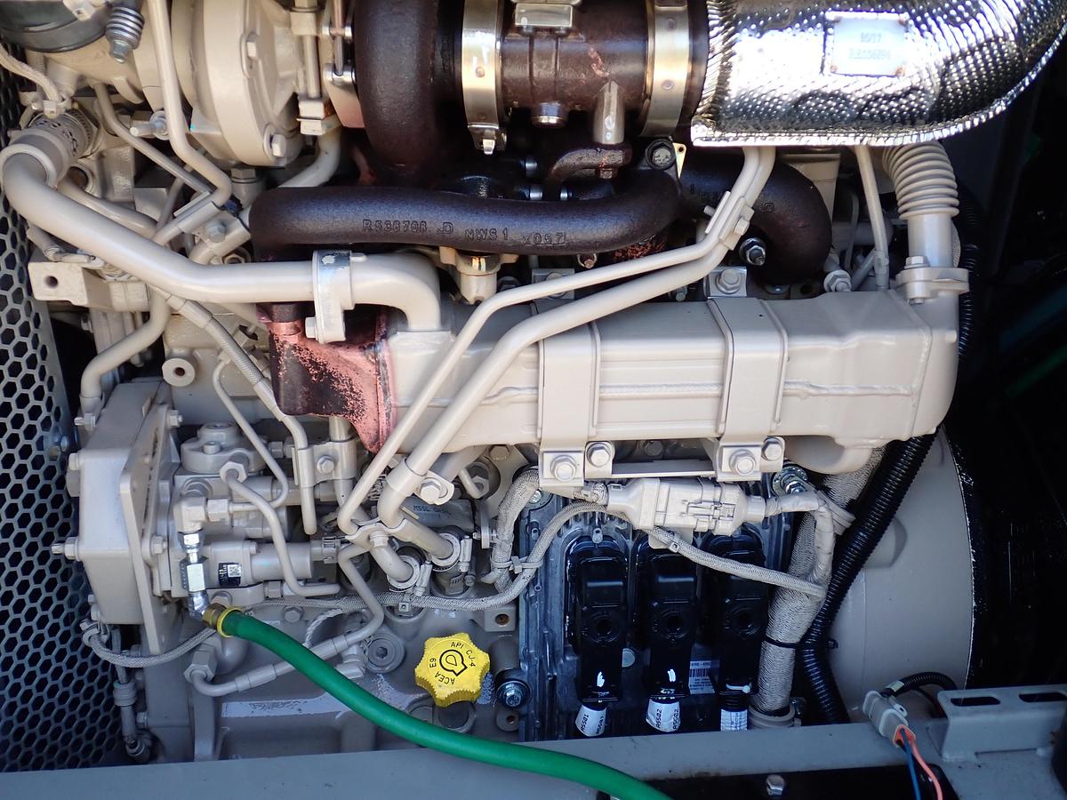 Used 2019 Sullivan Palatek D400PHHJD4AF 400 CFM Air Compressor