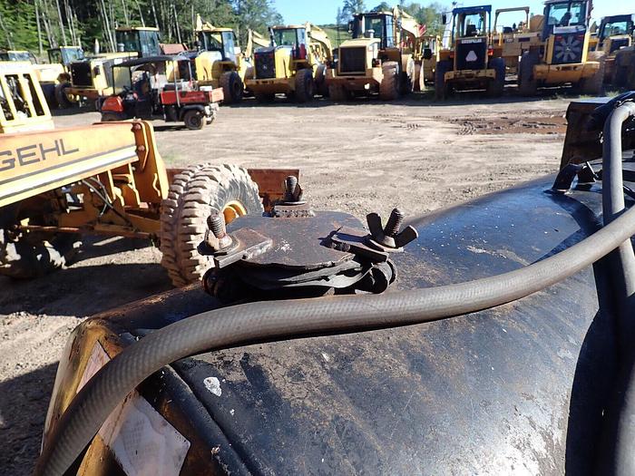 Used Aeroil SPC200 200 Gallon Crack Sealer Tar Buggy Gas Engine Air SP200