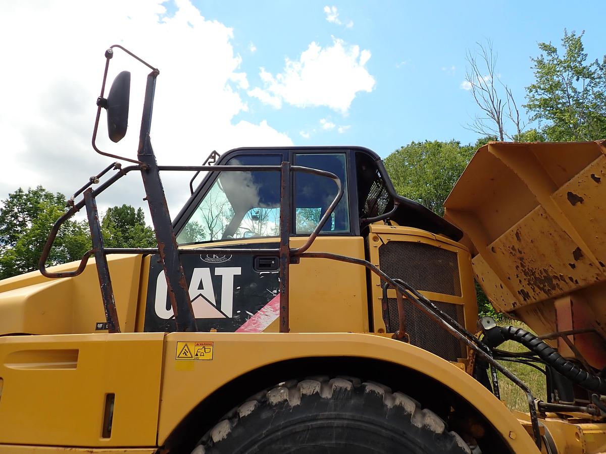 Used 2013 CAT 740B Articulated Haul Truck