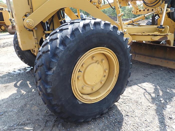 Used 2015 CAT 120M2 AWD