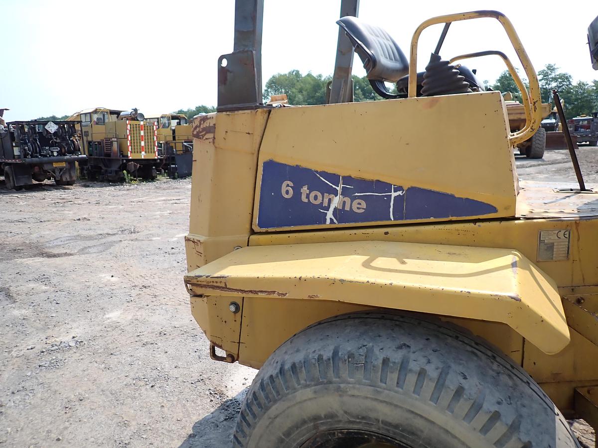Used 2001 Thwaites 6TNA Dumper