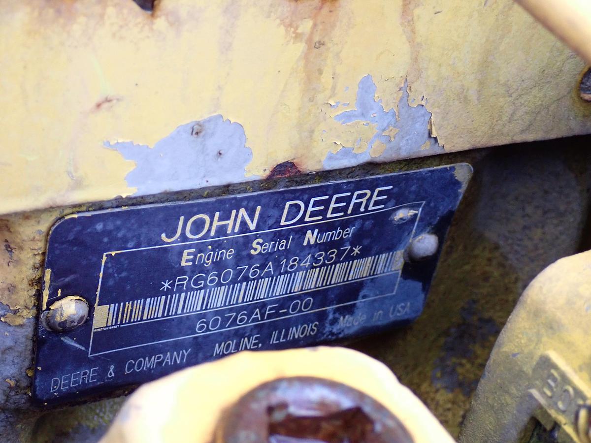 Used John Deere 6076AF-00