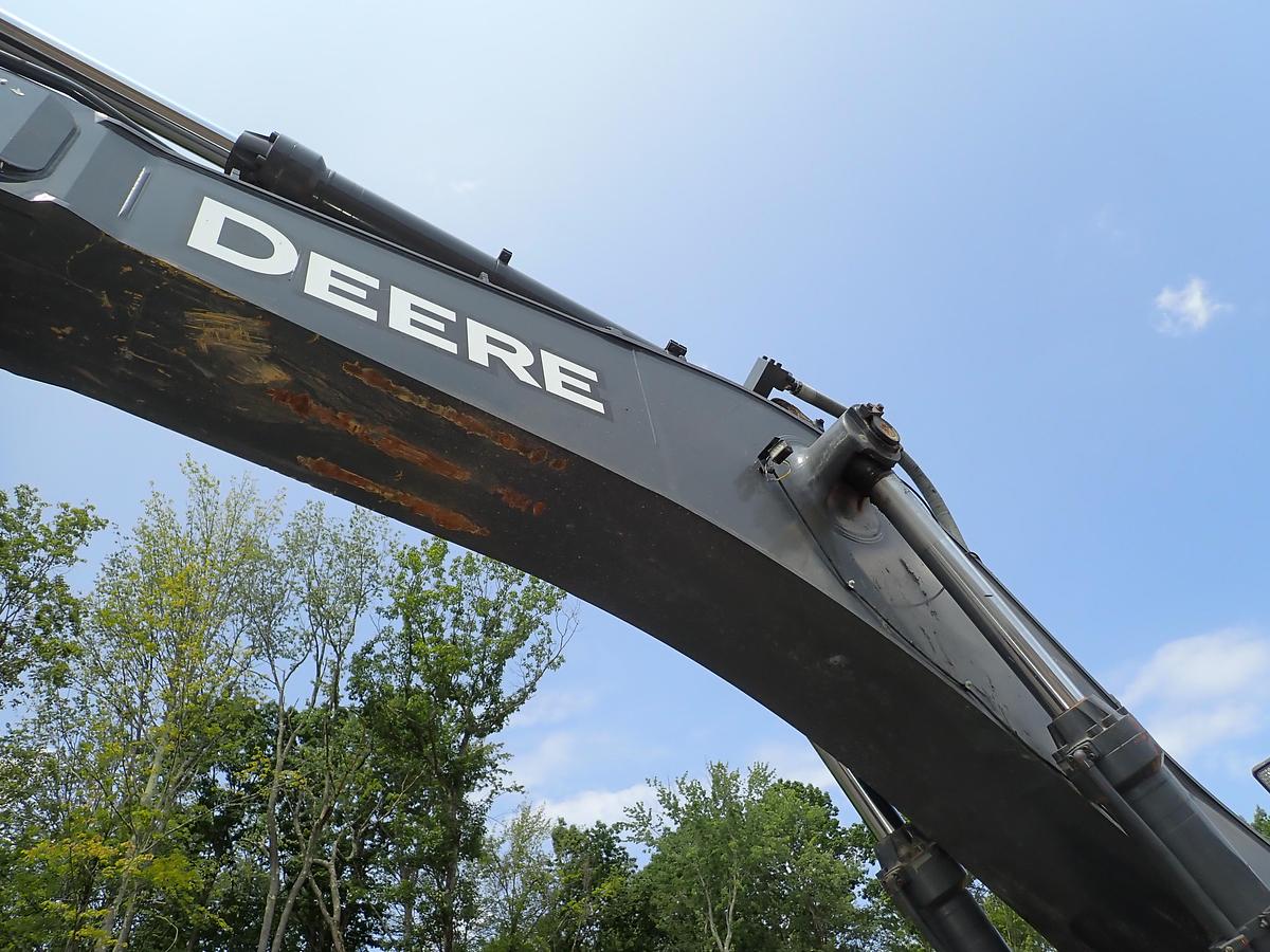 Used 2021 John Deere 870G LC Hydraulic Excavator MASS EXCAVATING BOOM