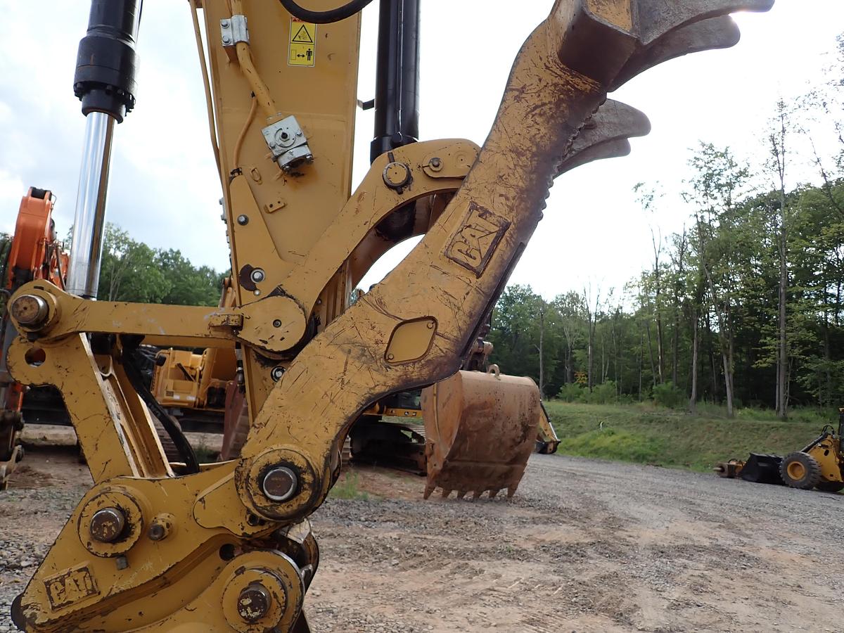 Used 2020 CAT 323 Hydraulic Excavator HYDRAULIC THUMB!