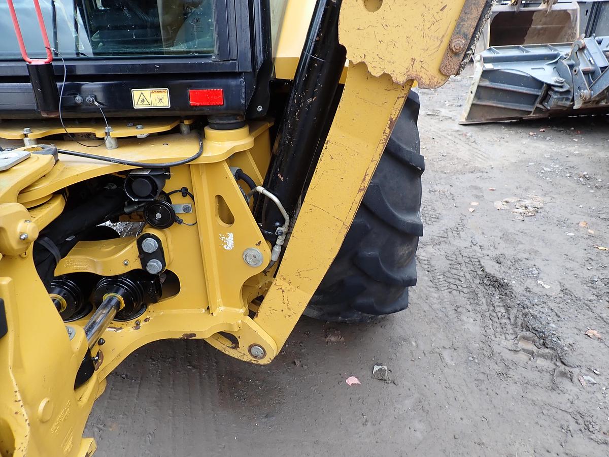 Used 2022 CAT 420 XE Backhoe Loader 