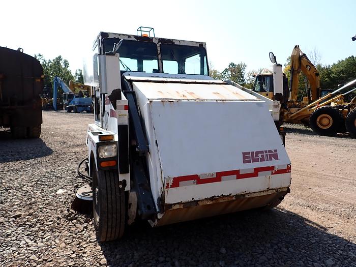 Used 2005 Elgin Pelican