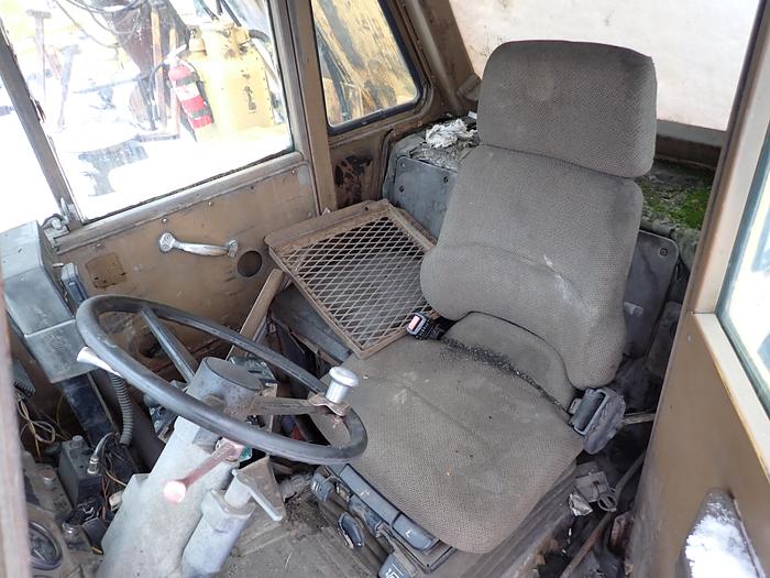 Used 1985 CAT 769C Rigid Frame Water Truck 8000 Gallon