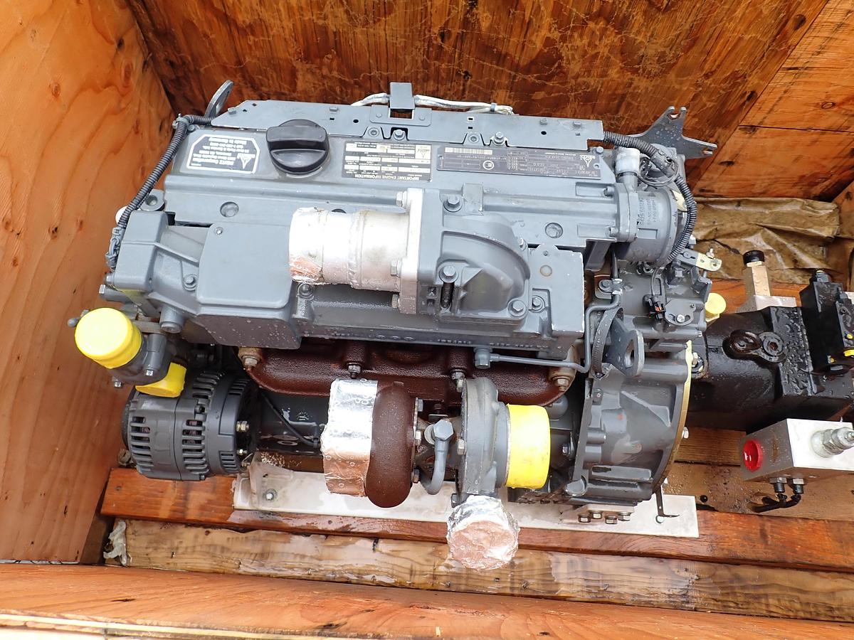 2006 DEUTZ BF4M2012C Diesel Engine 119 HP UNUSED