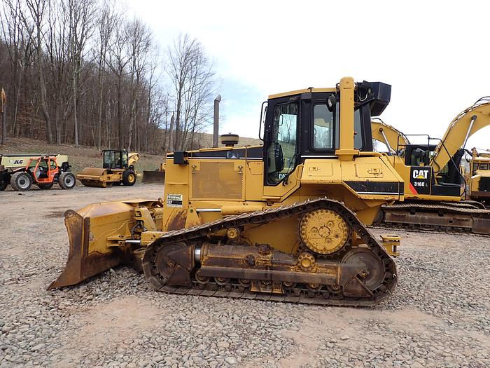 Used 2002 CAT D6M XL
