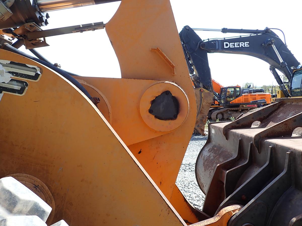 Used 2012 Case 1021F Wheel Loader 5700 HOURS