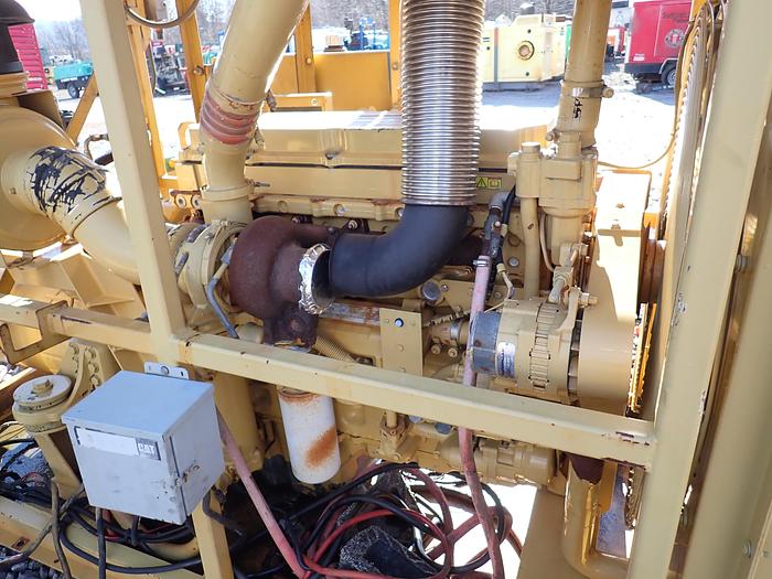 Used 2005 CAT C13 440 HP Diesel Engine POWER UNIT W/ OIL FIELD TRANSMISSION CX31