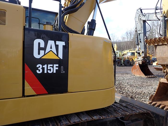 Used 2019 CAT 315F LCR