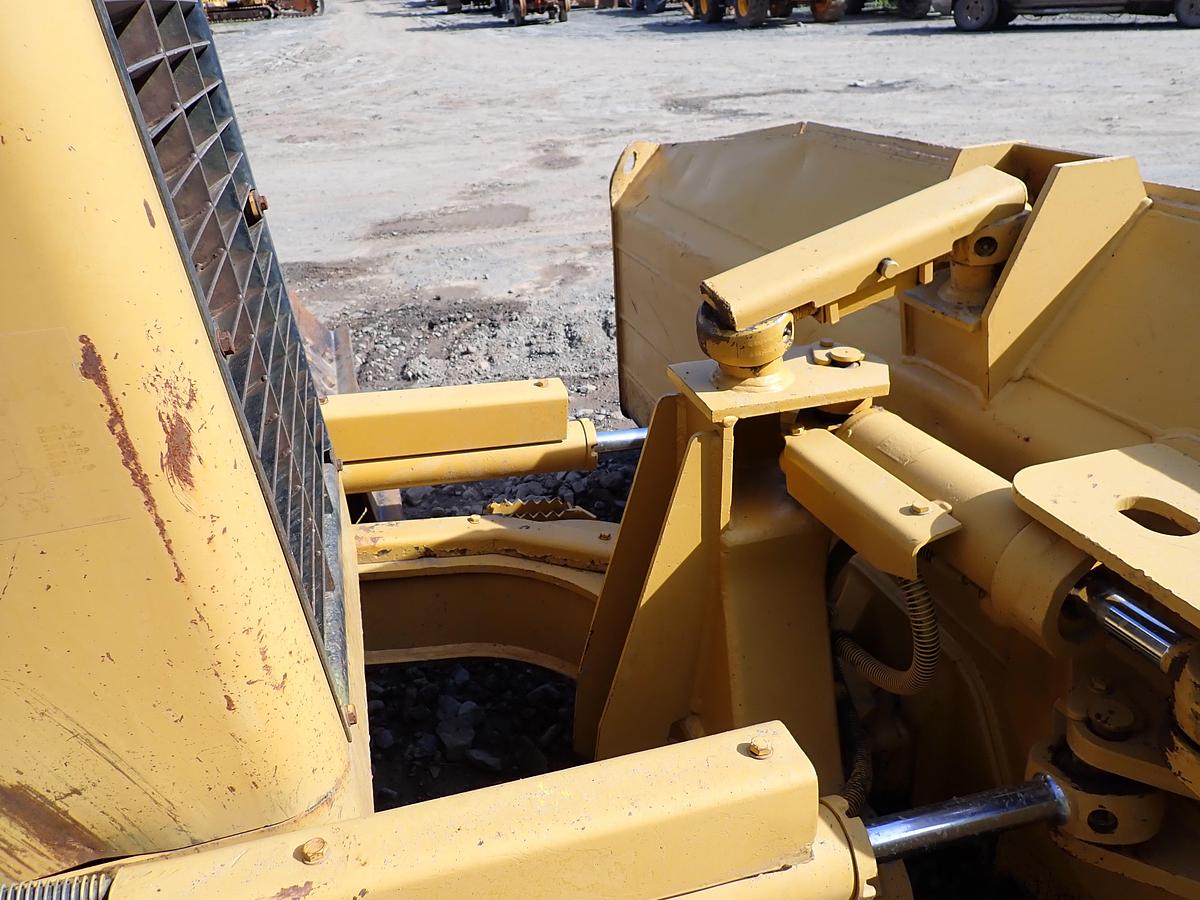 Used 2004 CAT D5G LGP Crawler Dozer