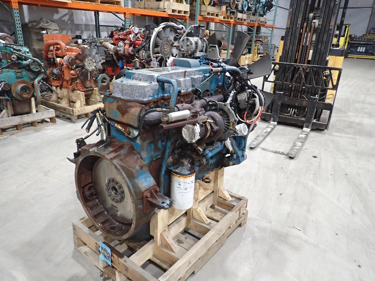 Used 2003 International DT530E Diesel Engine 300 HP