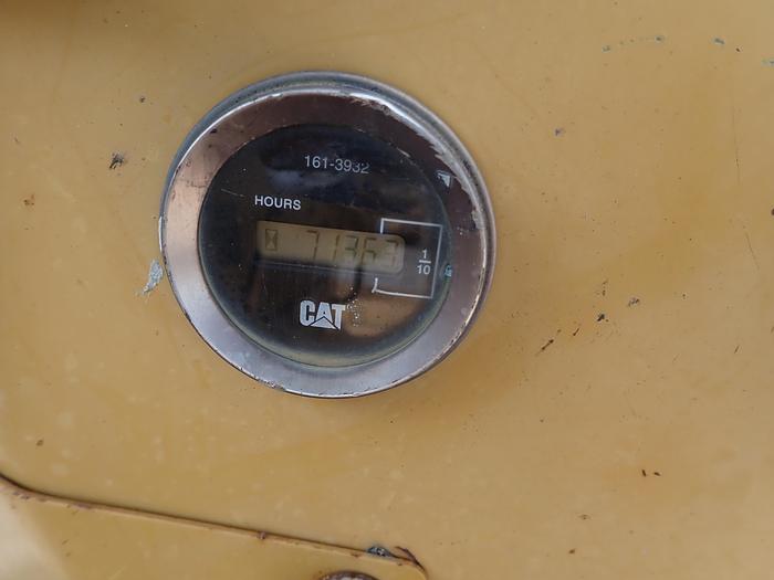 Used 2005 CAT D5G LGP