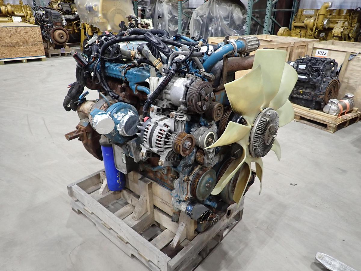 Used 2006 International DT466 Diesel Engine 245 HP 