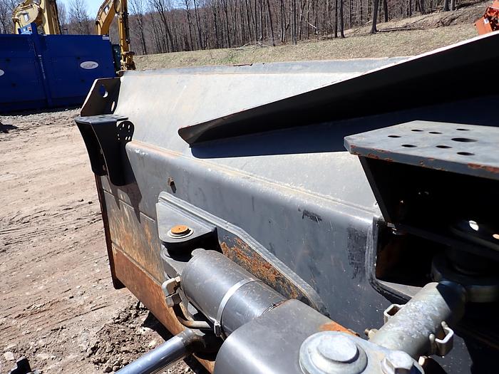 Used 2019 Case 2050M LGP