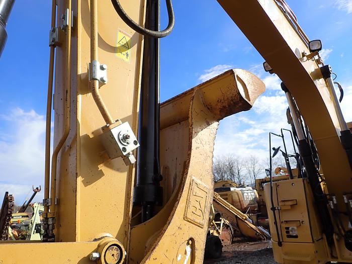 Used 2019 CAT 315F LCR