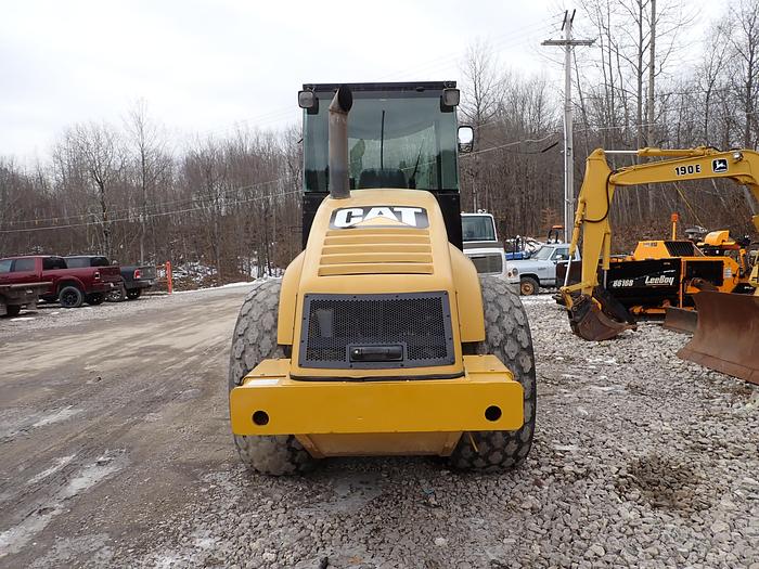 Used 2007 Caterpillar CS-563E Vibratory Compactor
