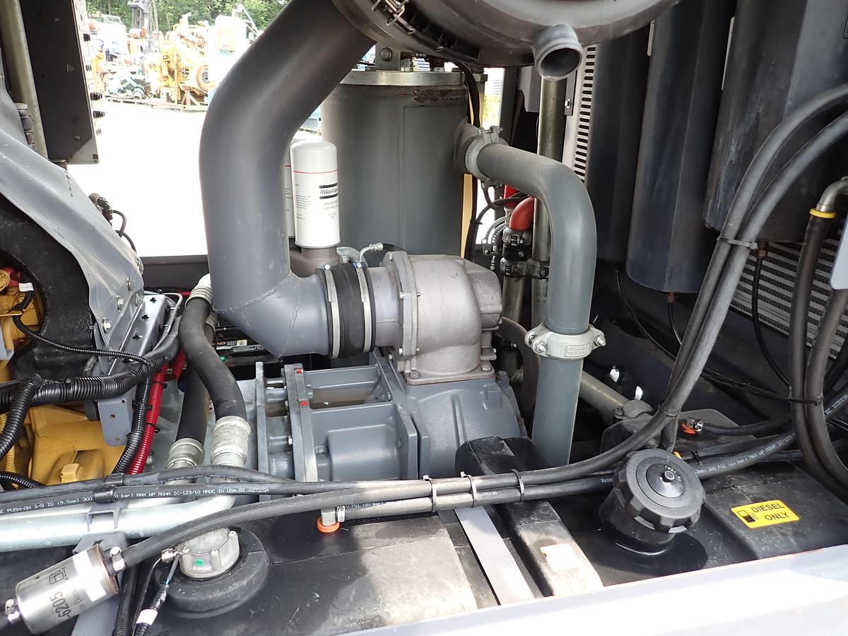 Used 2020 Atlas Copco XAS950 CD8 950 CFM Air Compressor