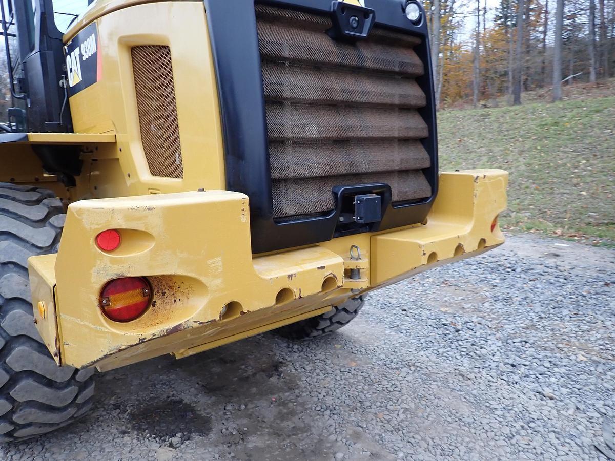 Used 2019 CAT 938M Wheel Loader