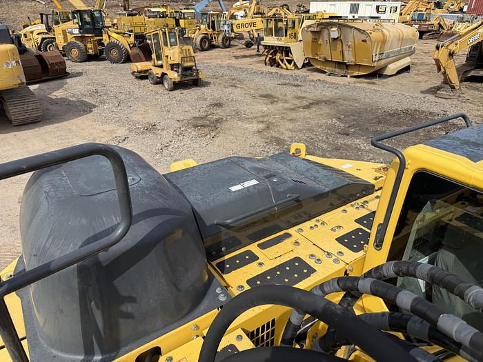 Used Komatsu Pc238