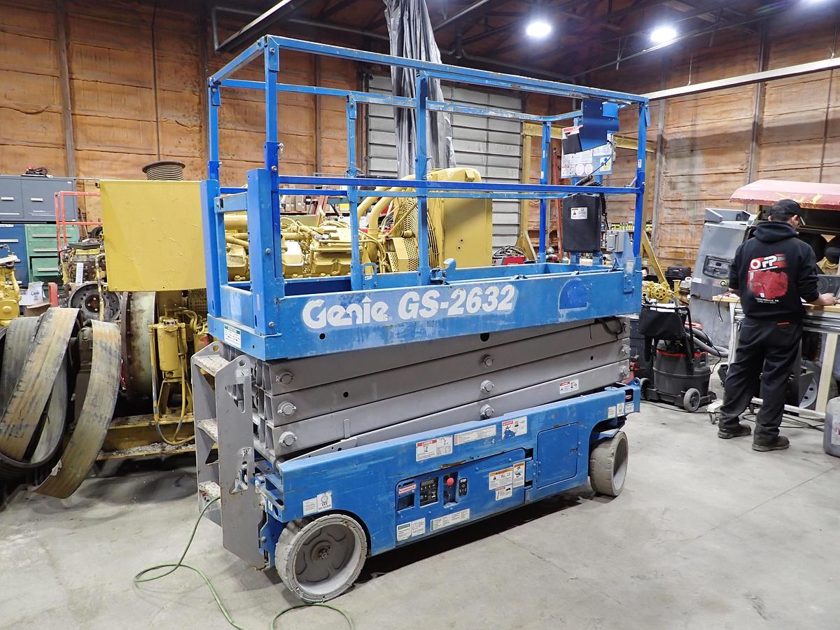 Used 2015 Genie GS2632