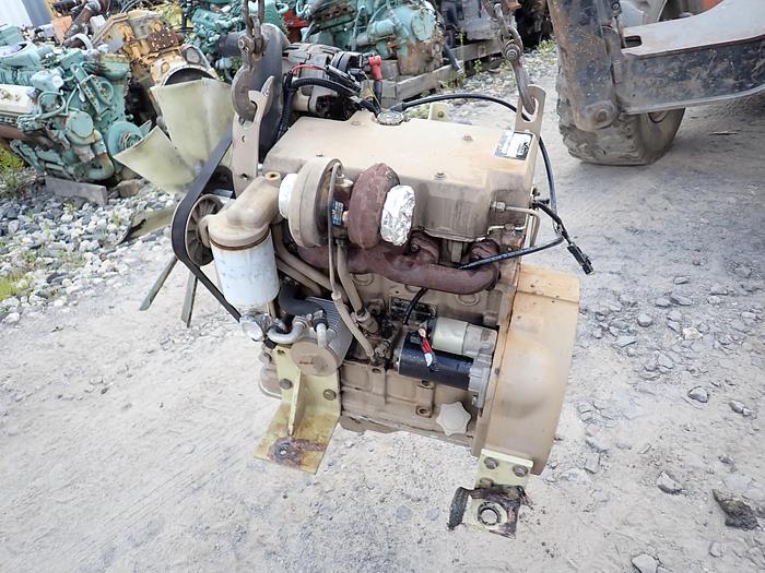 Used 2006 John Deere 4024TF270