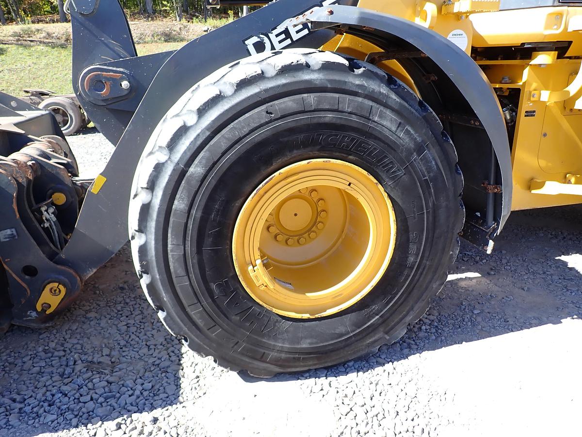 Used 2019 John Deere 744L Wheel Loader QUICK COUPLER!