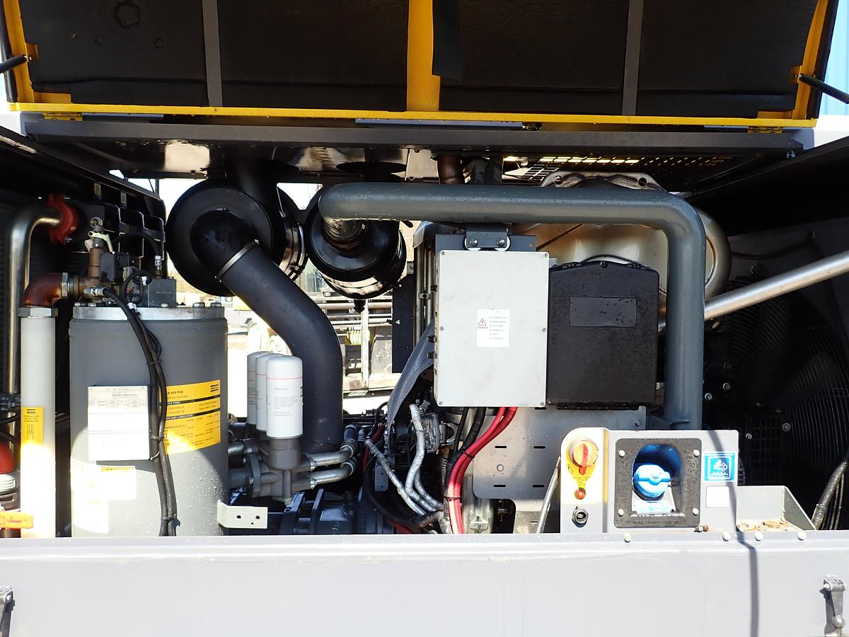 Used 2020 Atlas Copco XAS950 PD8 950 CFM Air Compressor 490 HOURS!!
