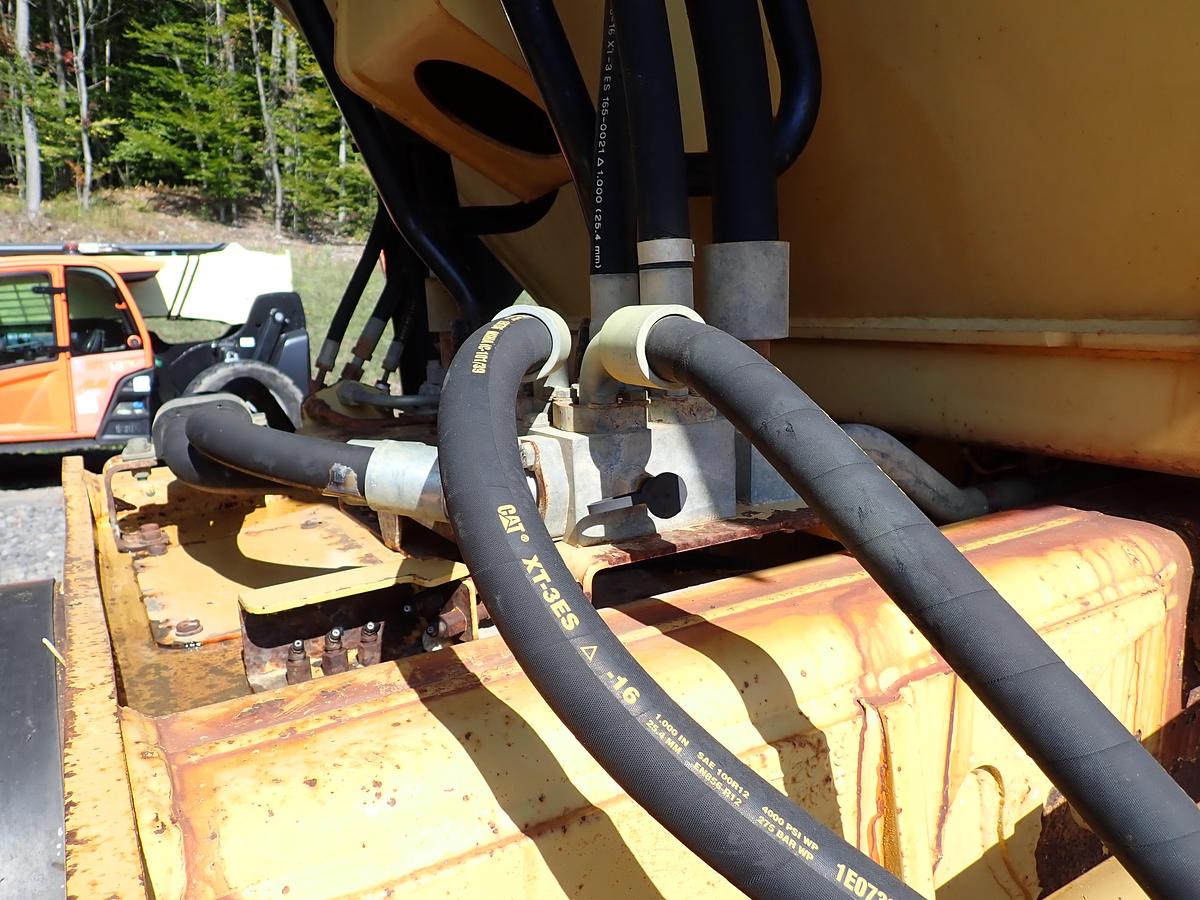 Used 2003 CAT 735 Articulated Haul Truck PRE EMISSIONS !