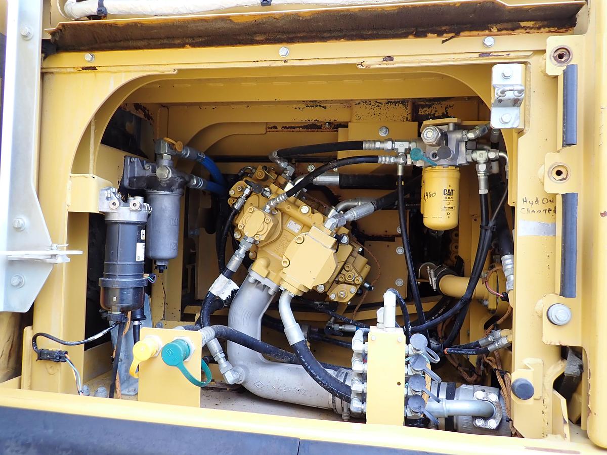 Used 2015 CAT 329FL Hydraulic Excavator 